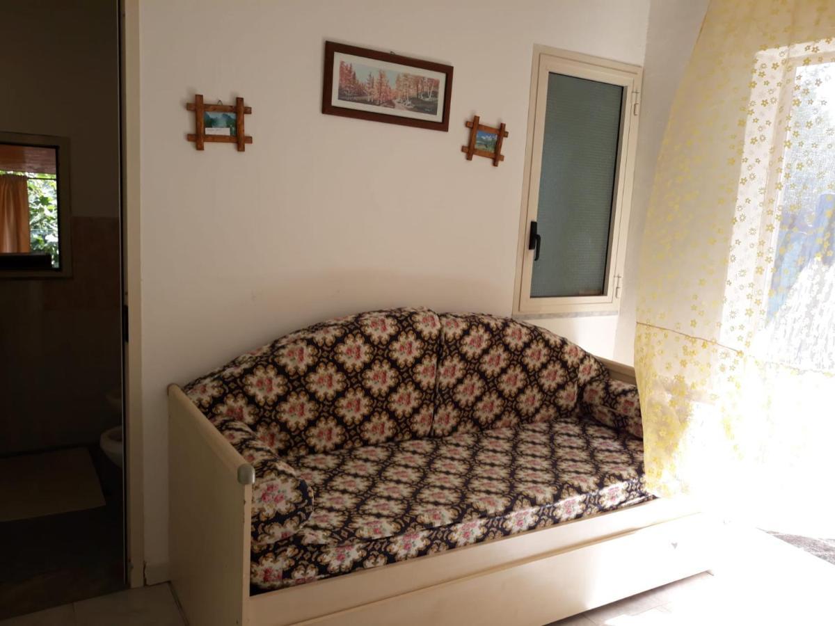 Vacanze La Strambaia 卡梅罗塔的码头 外观 照片